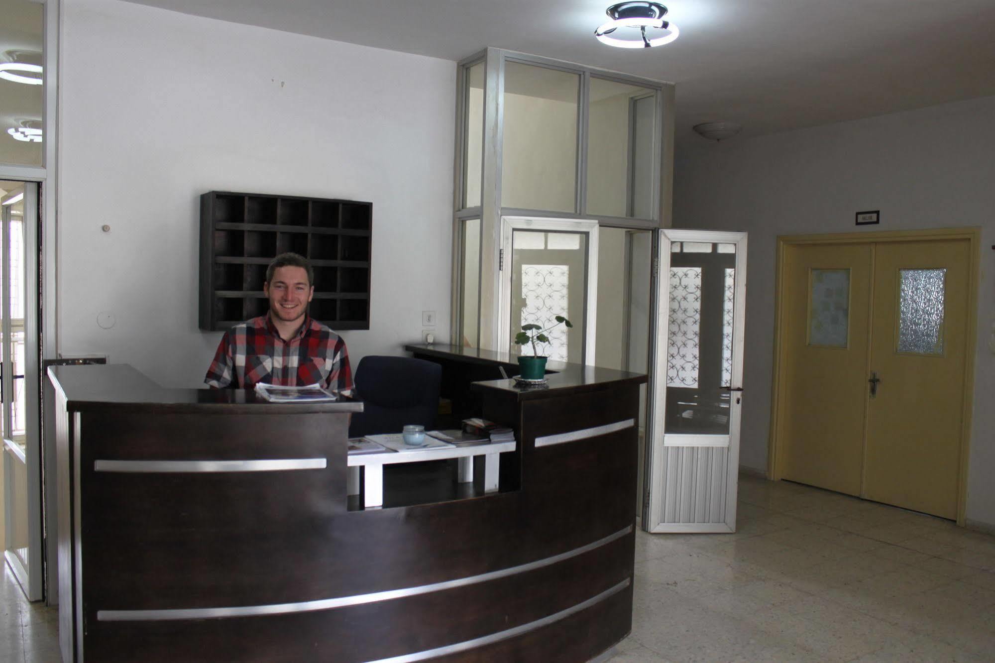 St Andrew'S Guesthouse - Ramallah Exterior foto